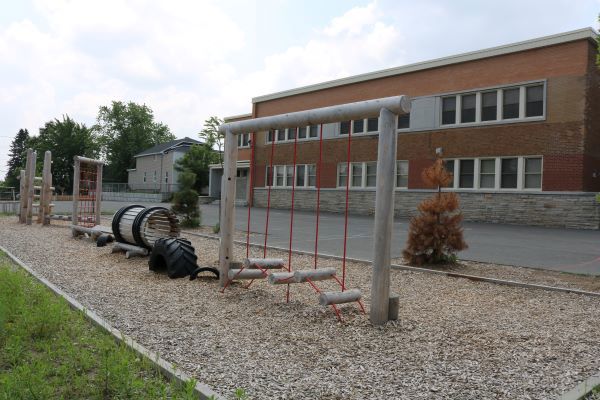 École Bruyère | 001